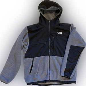 North Face hooded fleece! Size L